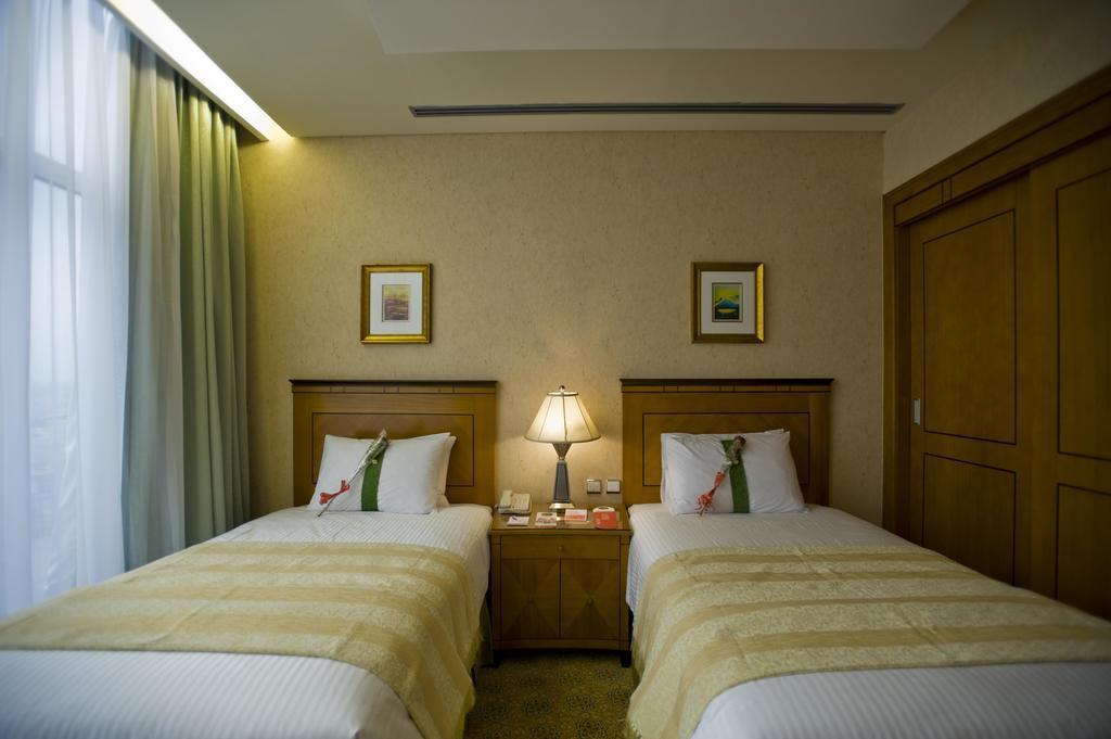 Eastyard Khobar Hotel - Formerly Ramada By Wyndham Khobar Zewnętrze zdjęcie