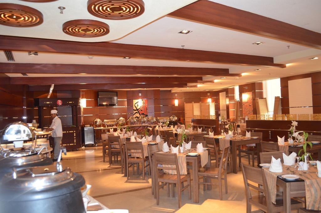 Eastyard Khobar Hotel - Formerly Ramada By Wyndham Khobar Zewnętrze zdjęcie