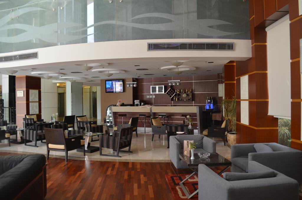 Eastyard Khobar Hotel - Formerly Ramada By Wyndham Khobar Zewnętrze zdjęcie