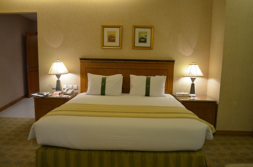 Eastyard Khobar Hotel - Formerly Ramada By Wyndham Khobar Zewnętrze zdjęcie