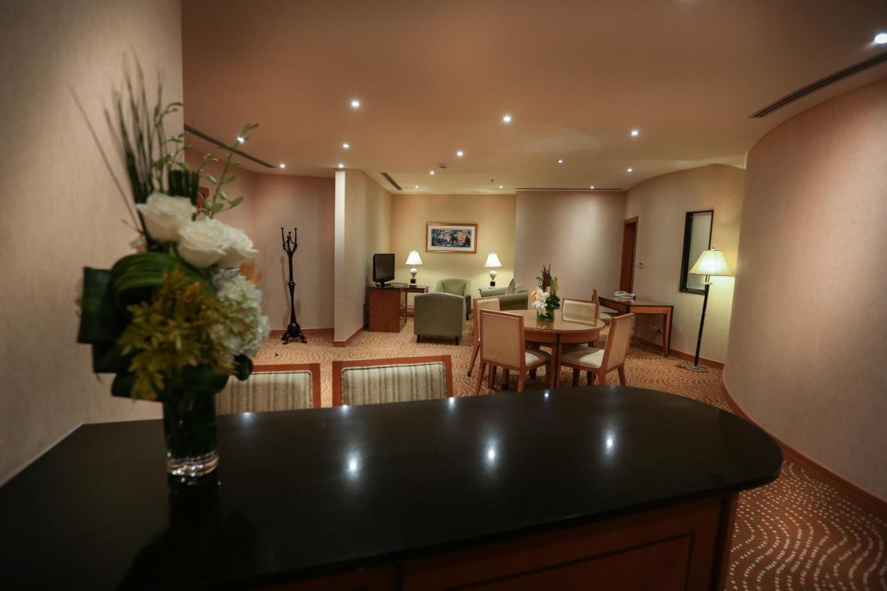 Eastyard Khobar Hotel - Formerly Ramada By Wyndham Khobar Zewnętrze zdjęcie